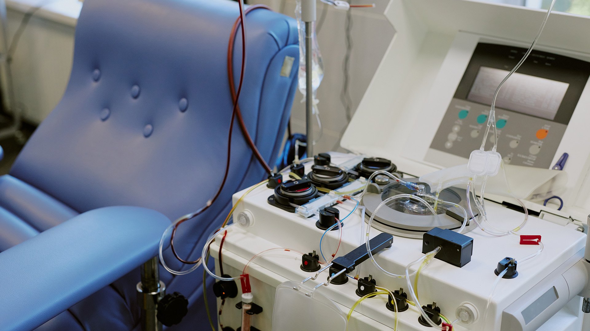 dialysis, hemodialysis, peritoneal dialysis, nursing homes, resident support, dialysis education