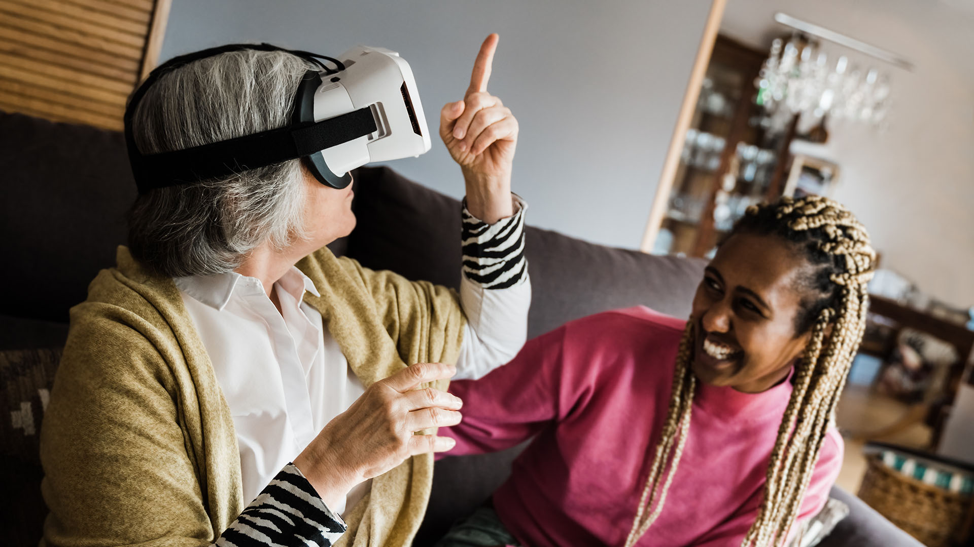 Senior resident with VR headset